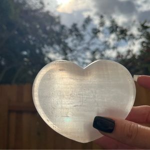 Heart shaped Selenite crystal bowl 🤍✨